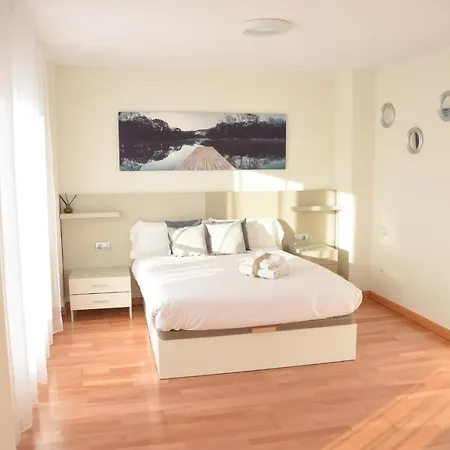 Chalet Con Piscina A 5 Min Playa Hébergement de vacances